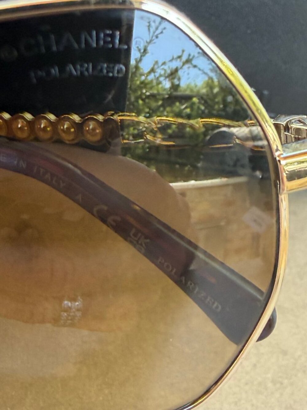 CHANEL 4281-Q-H Polarized Sunglasses – Brown Leather, Pearls, Gold Frame - Picture 6 of 8